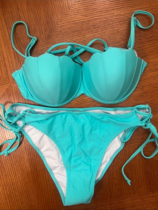 Body Other - Turquoise Shell-Style Push-Up Bikini Set Medium top/Large bottom Women Swim B27